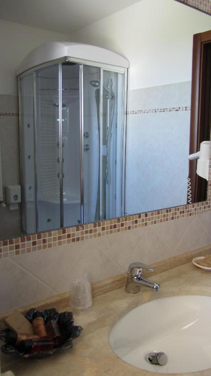 Colledara Locanda Del Parco Hotel חדר תמונה